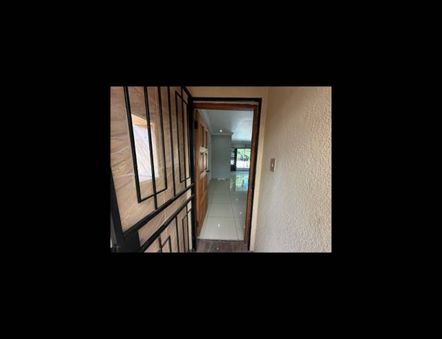 3 BEDROOM HOUSE FOR SALE IN BRACKENDOWNS